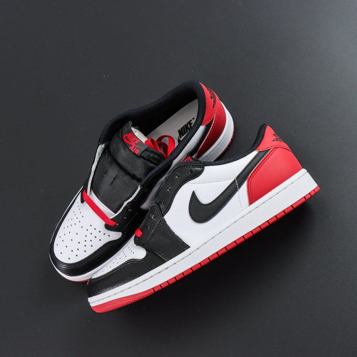 Air Jordan 1 Low OG Black Toe