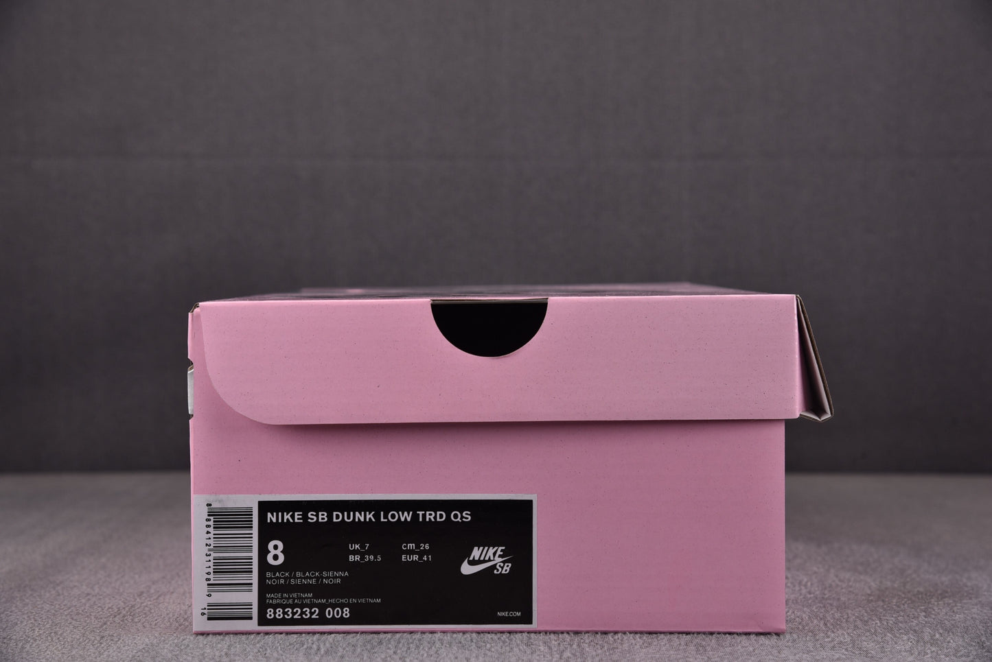 Nike SB Dunk Black Pigeon