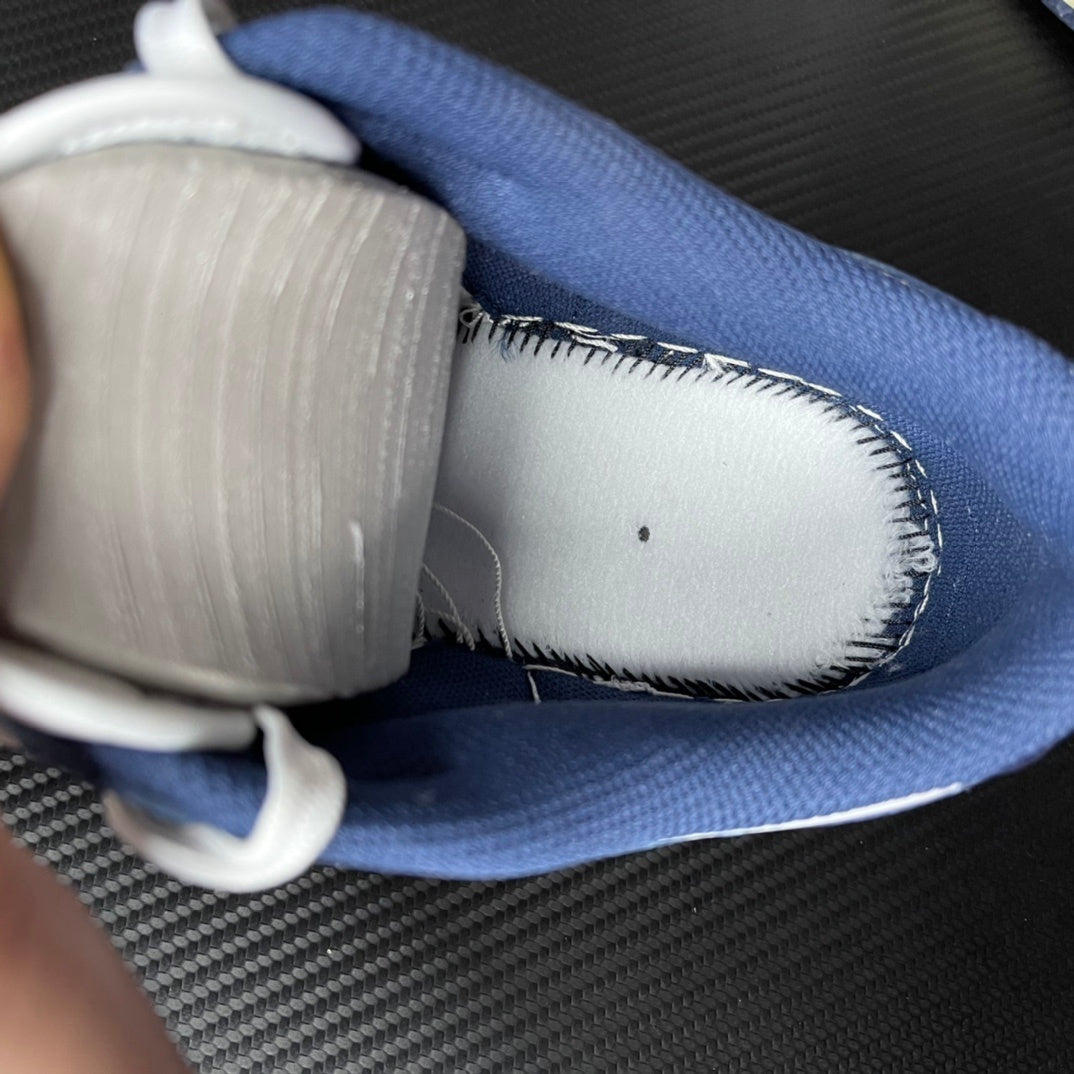 Nike Dunk Vintage Blue