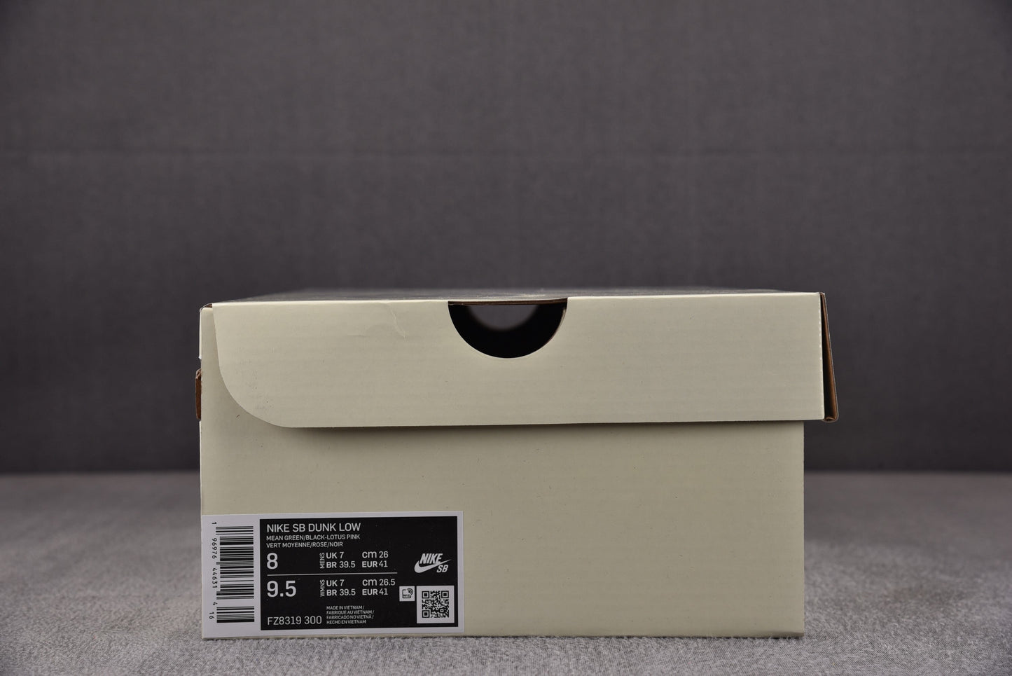 Nike SB Dunk Molly Powerpuff