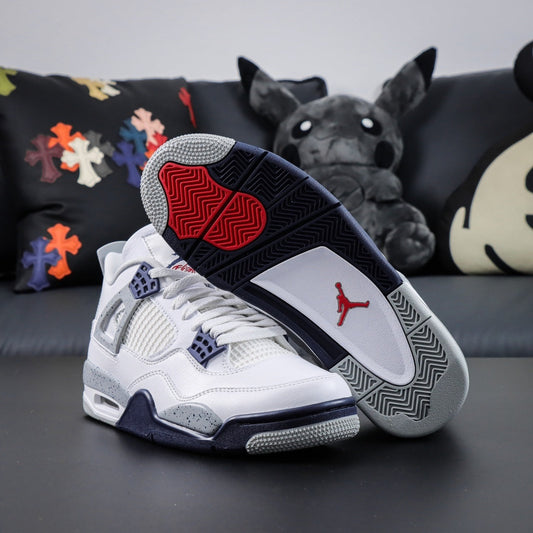 Air Jordan 4 Midnight Navy