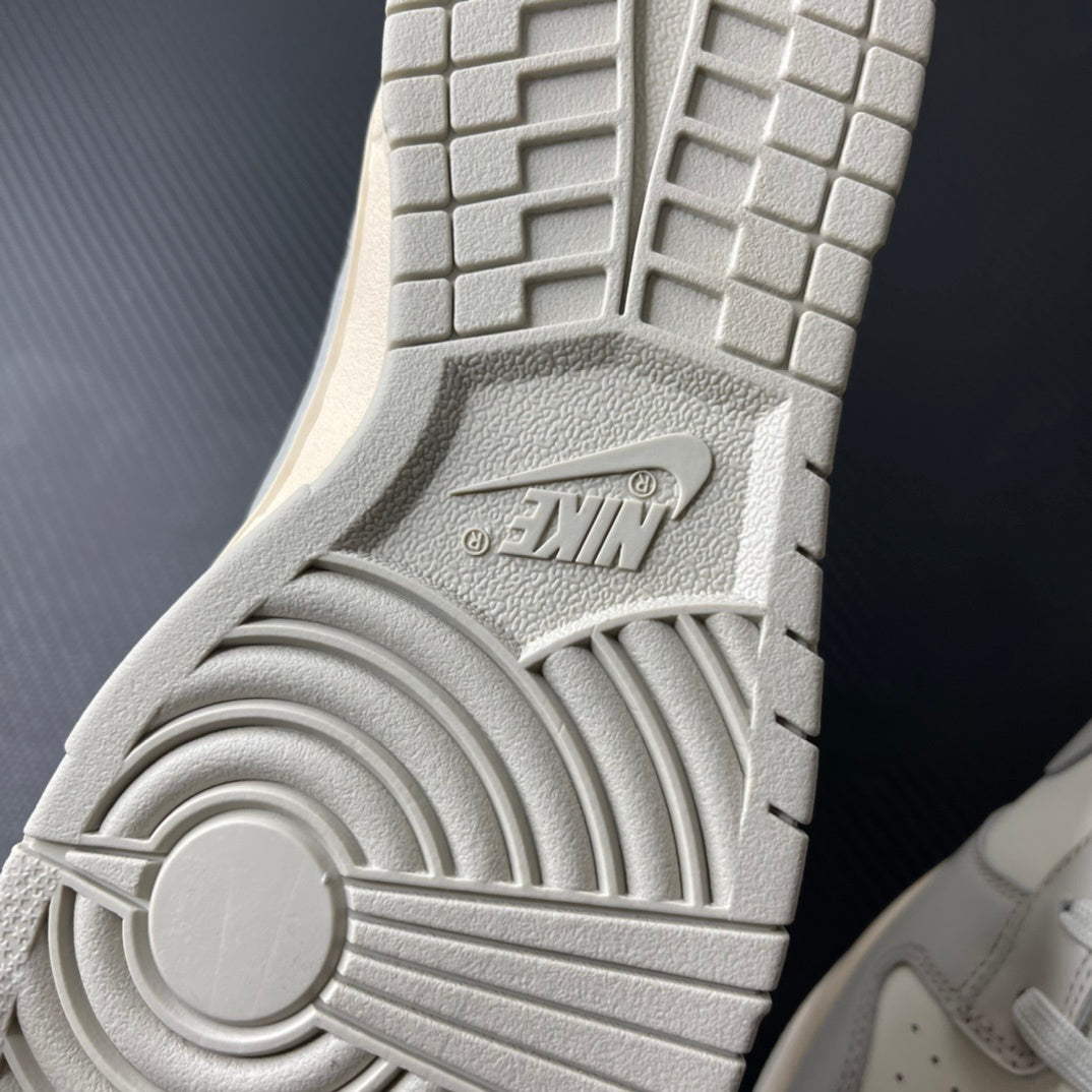 Nike Dunk Bone Light