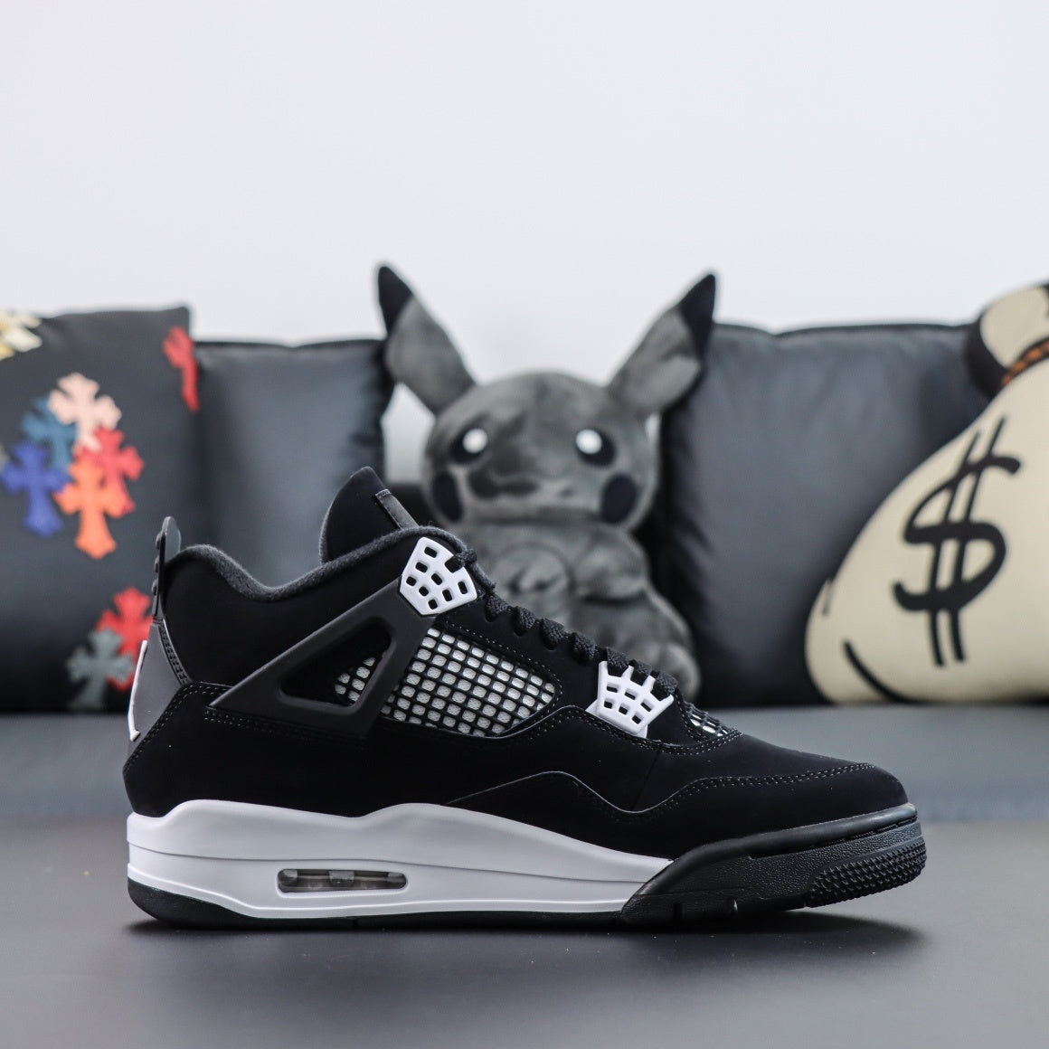 Air Jordan 4 Retro OG White Thunder