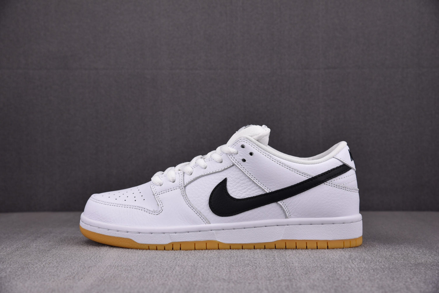 Nike SB Dunk White Gum