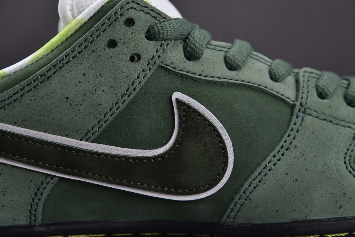Nike SB Dunk Green Lobsters
