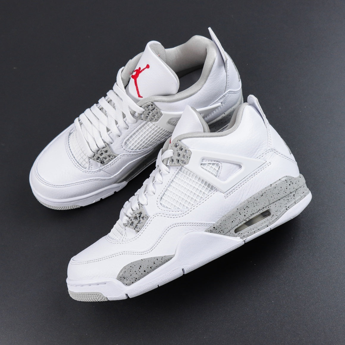 Air Jordan 4 White Oreo [2021]