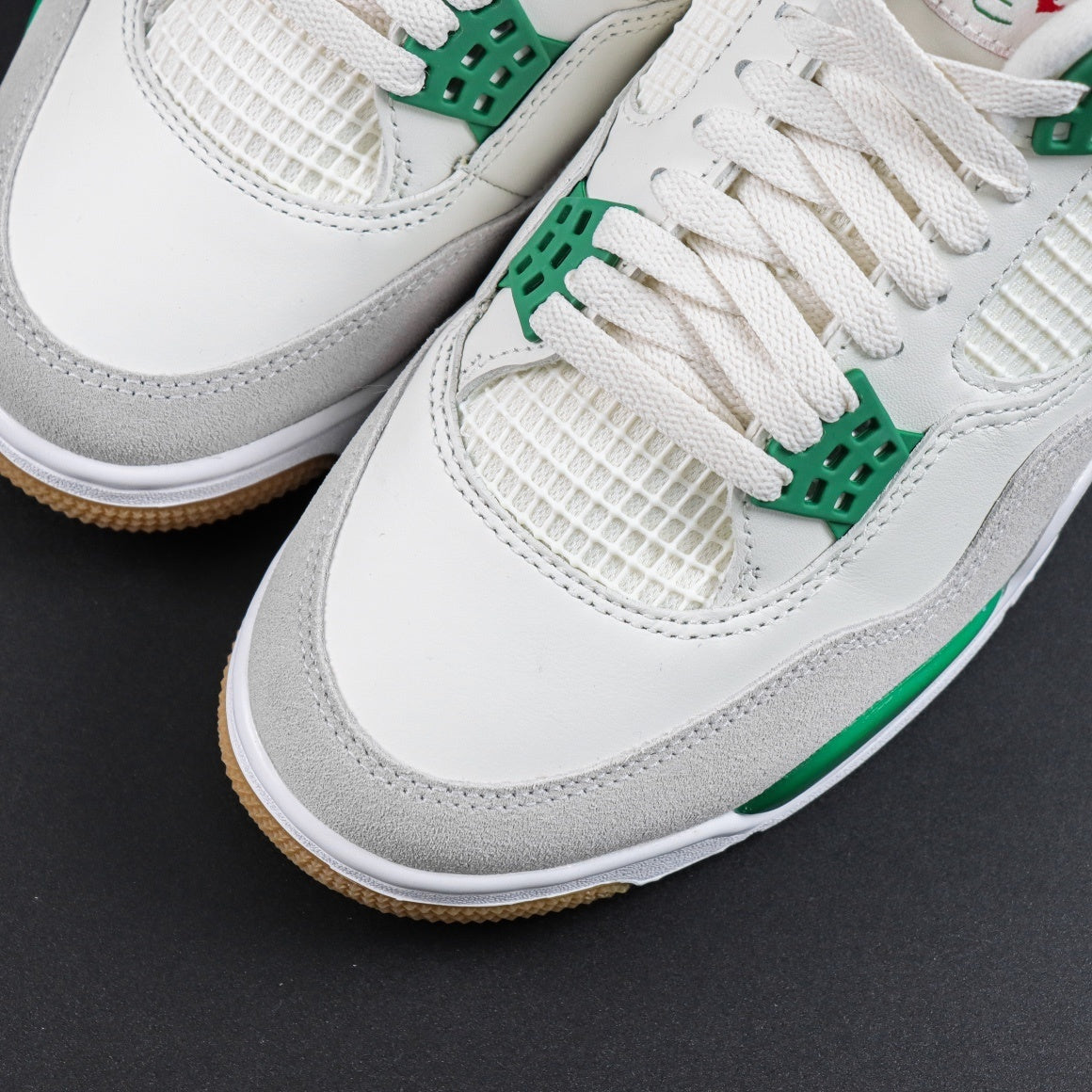 Air Jordan 4 x Nike SB Pine Green