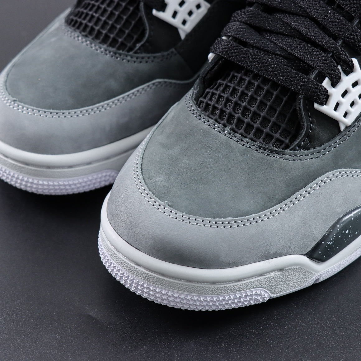 Air Jordan 4 Retro OG Fear Pack [2013]