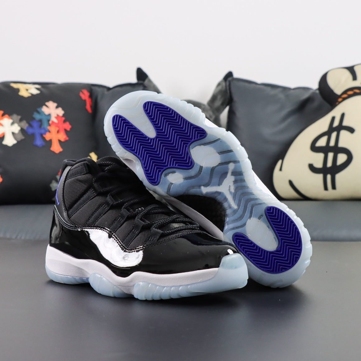 Air Jordan 11  Retro Space Jam [2016]