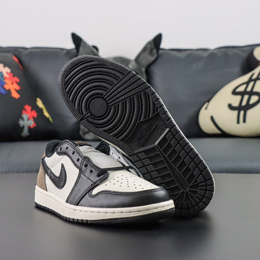 Air Jordan 1 Low OG Mocha