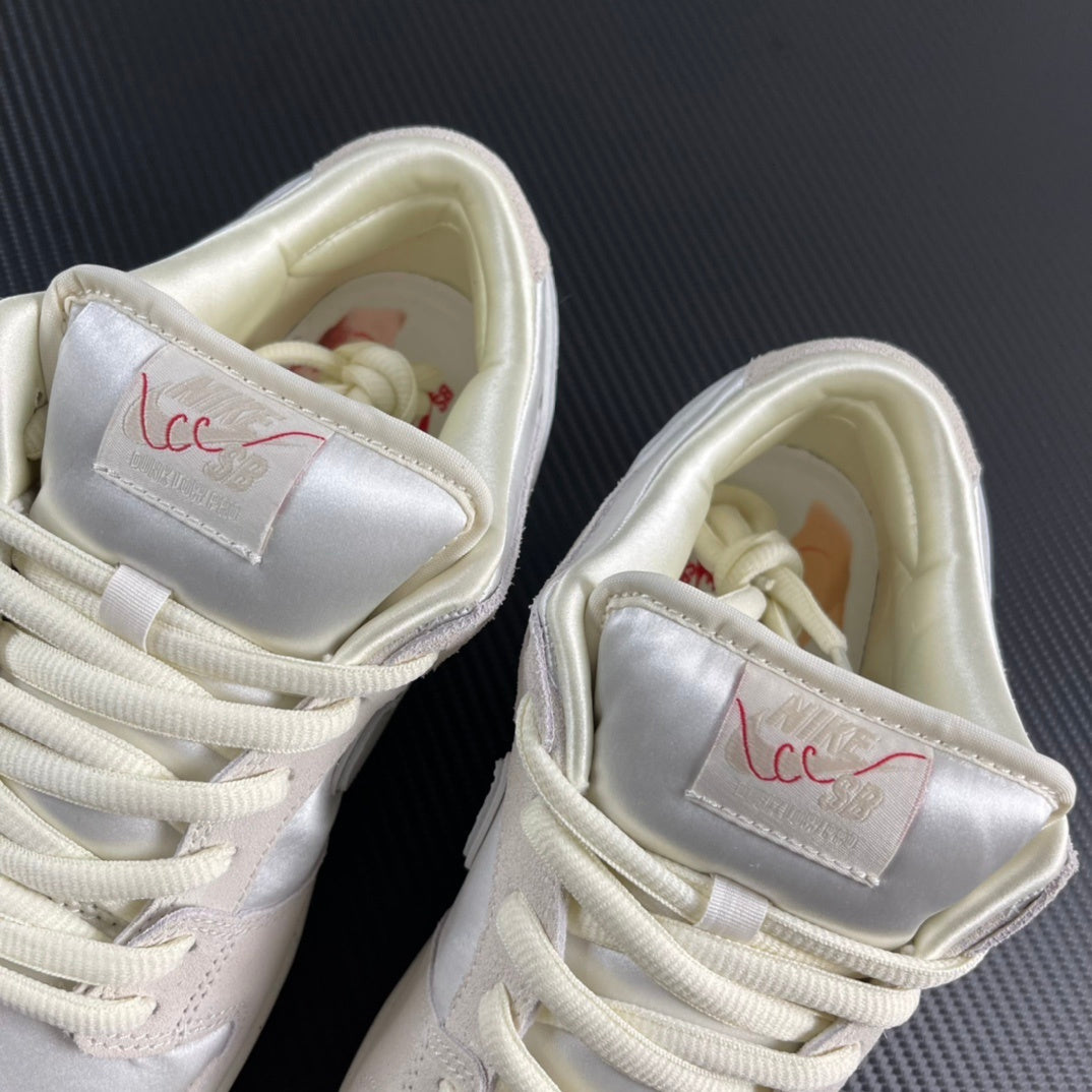 Nike Dunk White Valentines Day