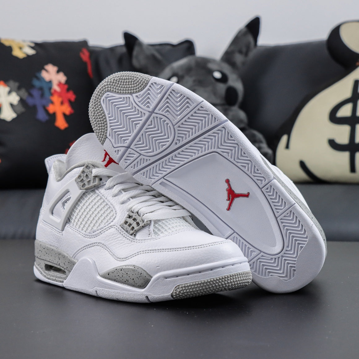 Air Jordan 4 White Oreo [2021]