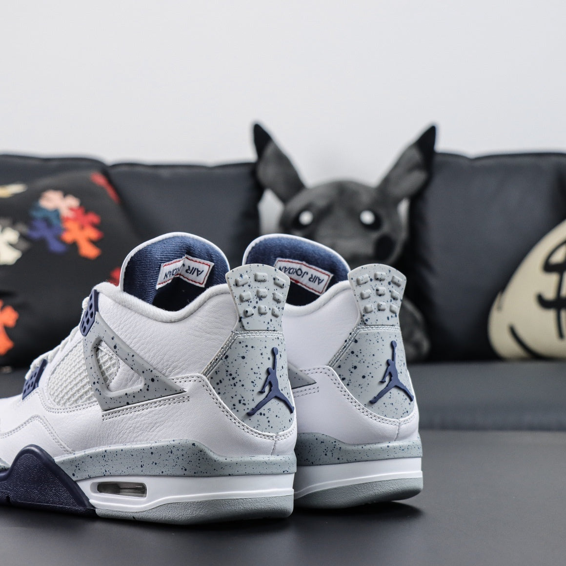 Air Jordan 4 Midnight Navy