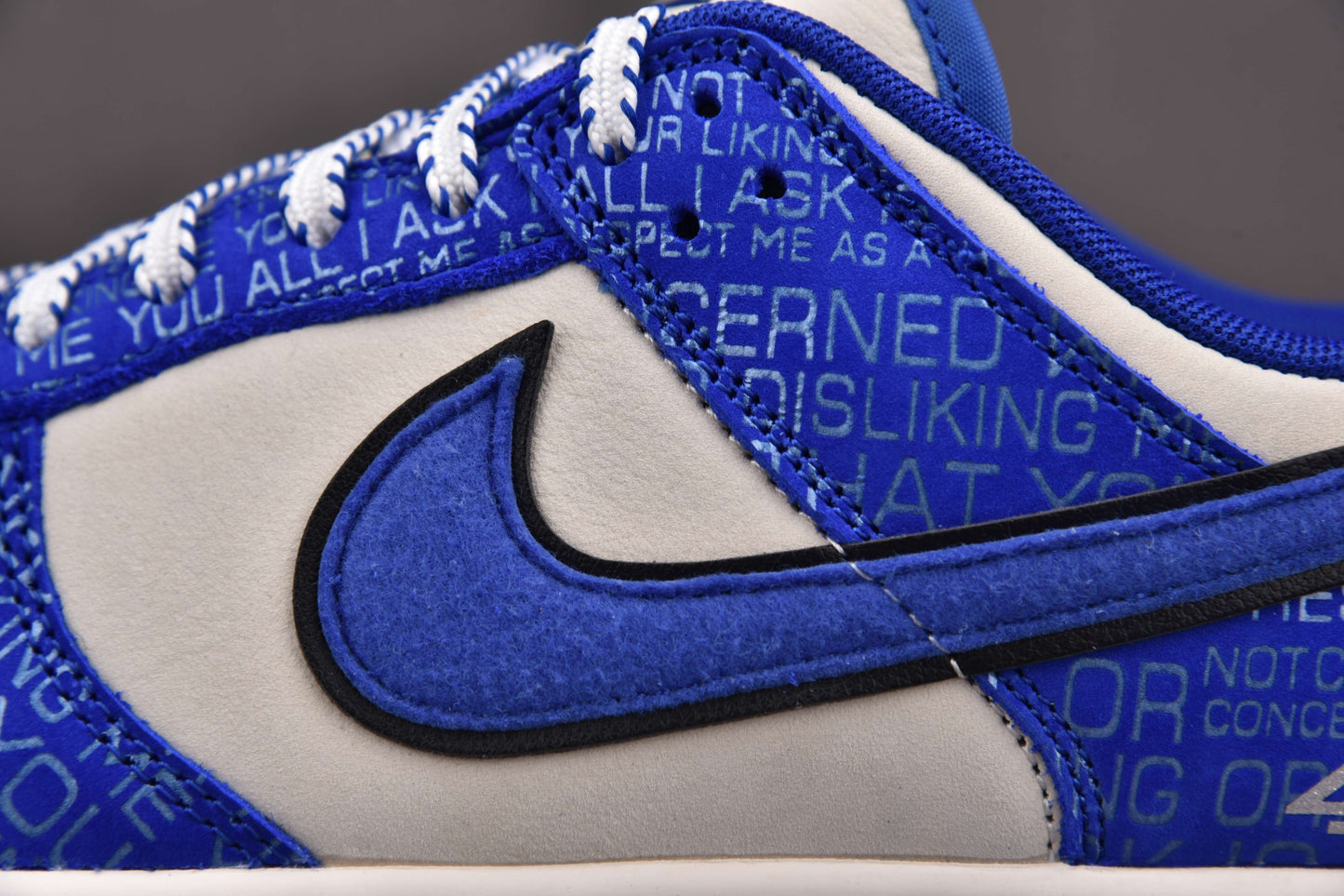 Nike SB Dunk Jackie Robinson
