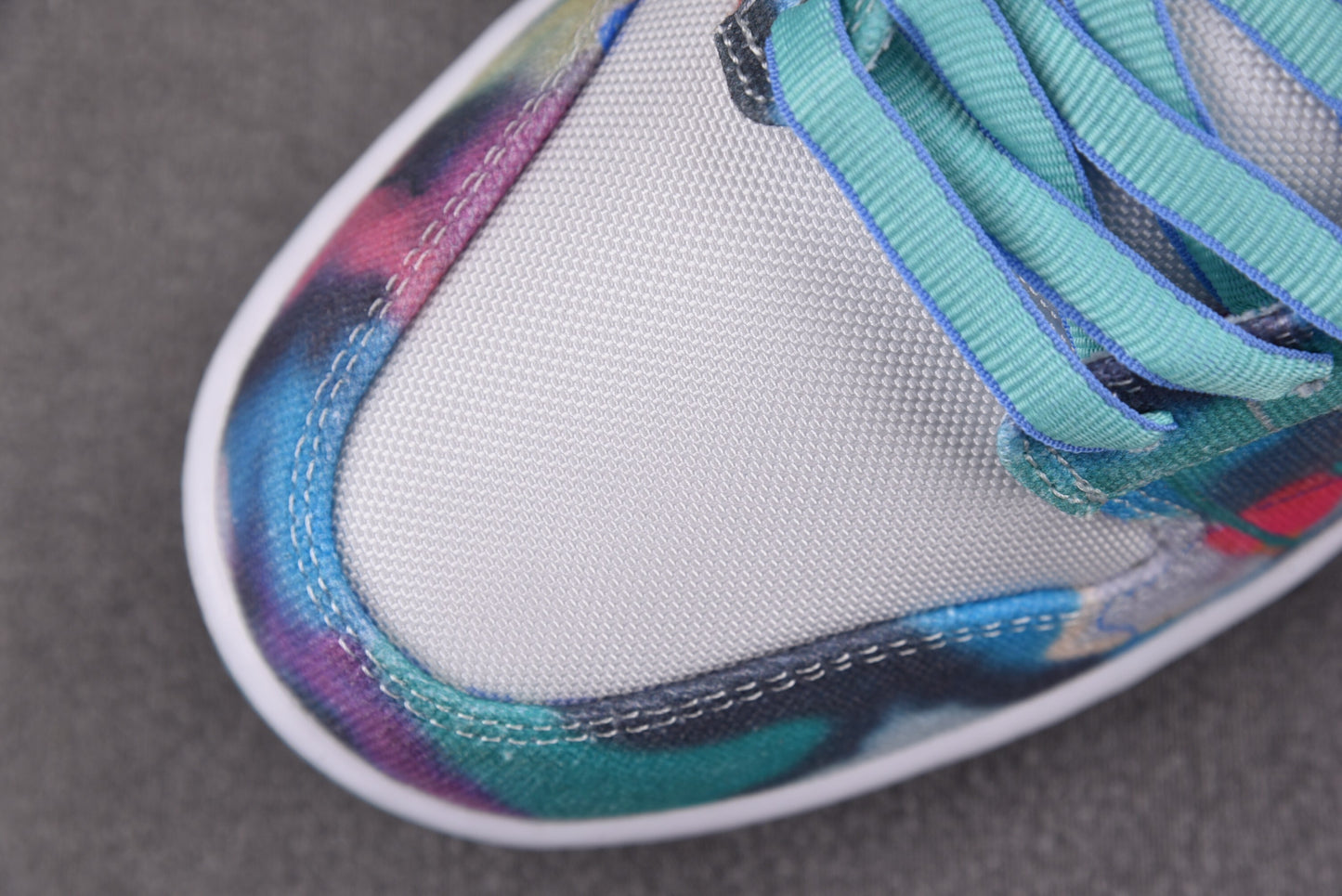 Nike SB Dunk x Futura Laboratories