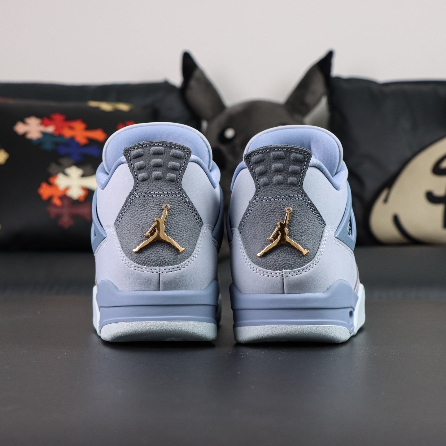 Air Jordan 4 Retro OG UNC Tar Heel PE