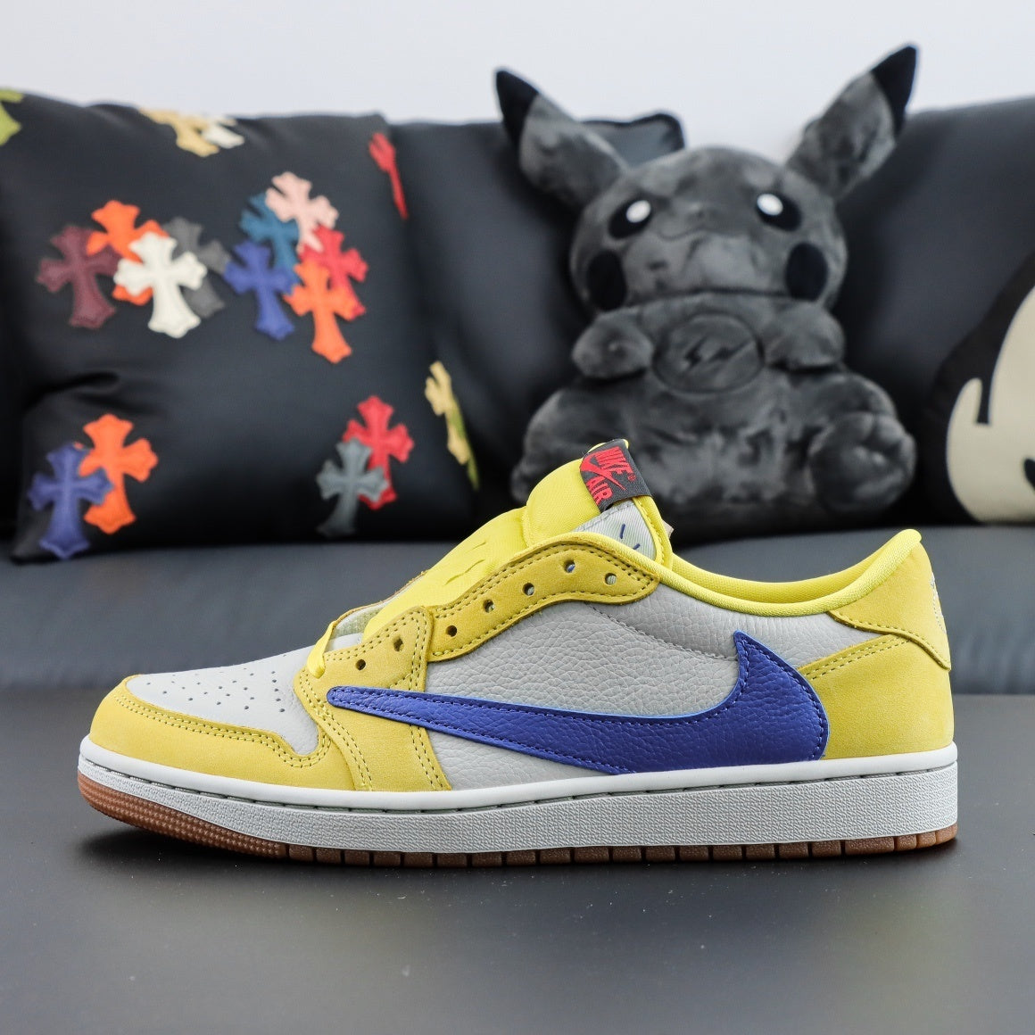 Travis Scott x Air Jordan 1 Low OG Canary Yellow