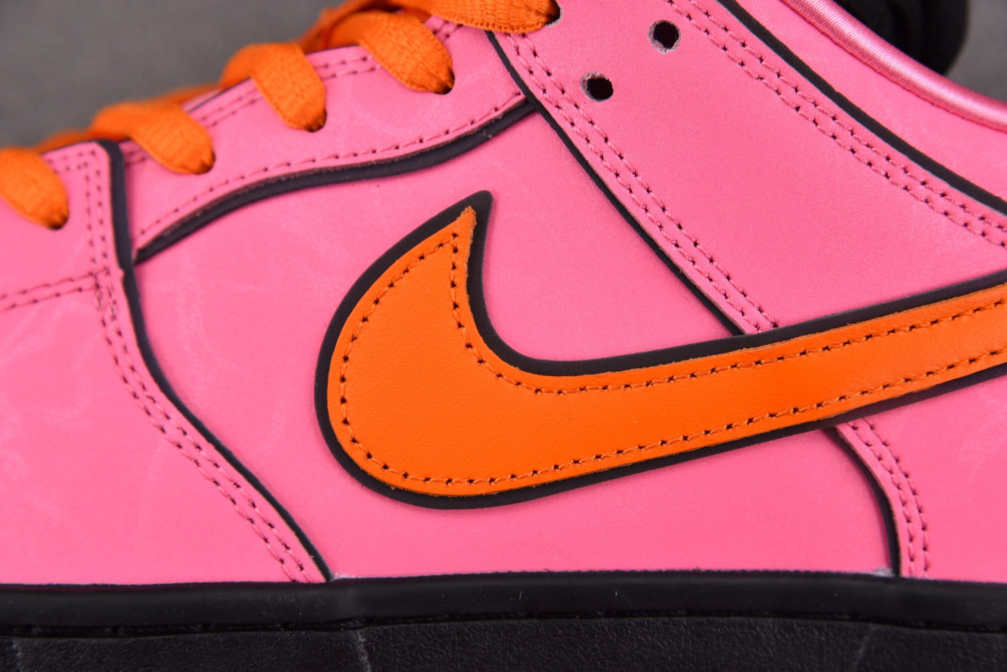 Nike SB Dunk Powerpuff