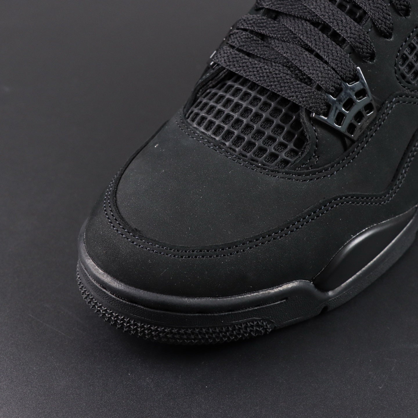 Air Jordan 4 Black Cat 2025