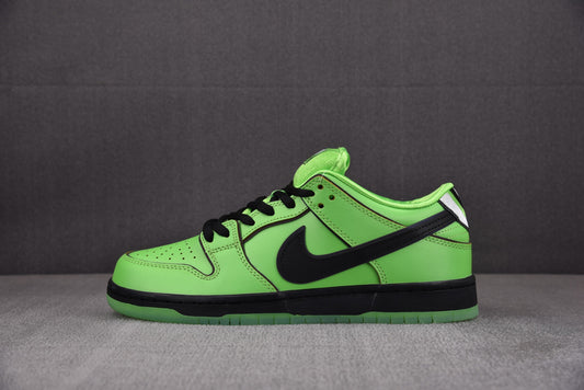 Nike SB Dunk Molly Powerpuff