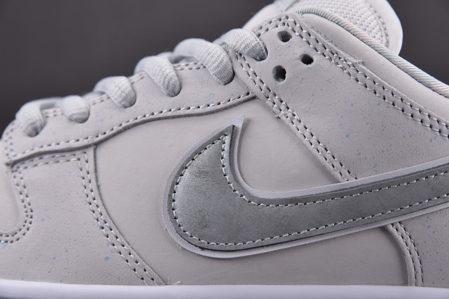 Nike SB Dunk White Lobsters