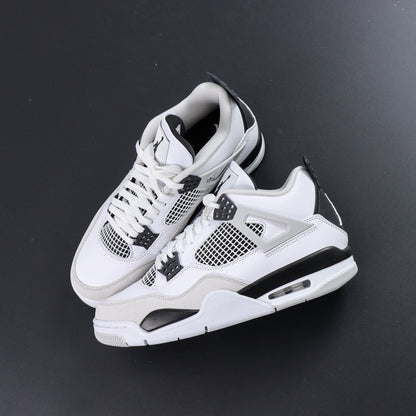 Air Jordan 4 Military Black