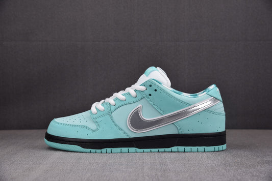 Nike SB Dunk Tiffany Lobster
