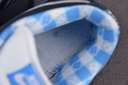 Nike SB Dunk Blue Lobsters
