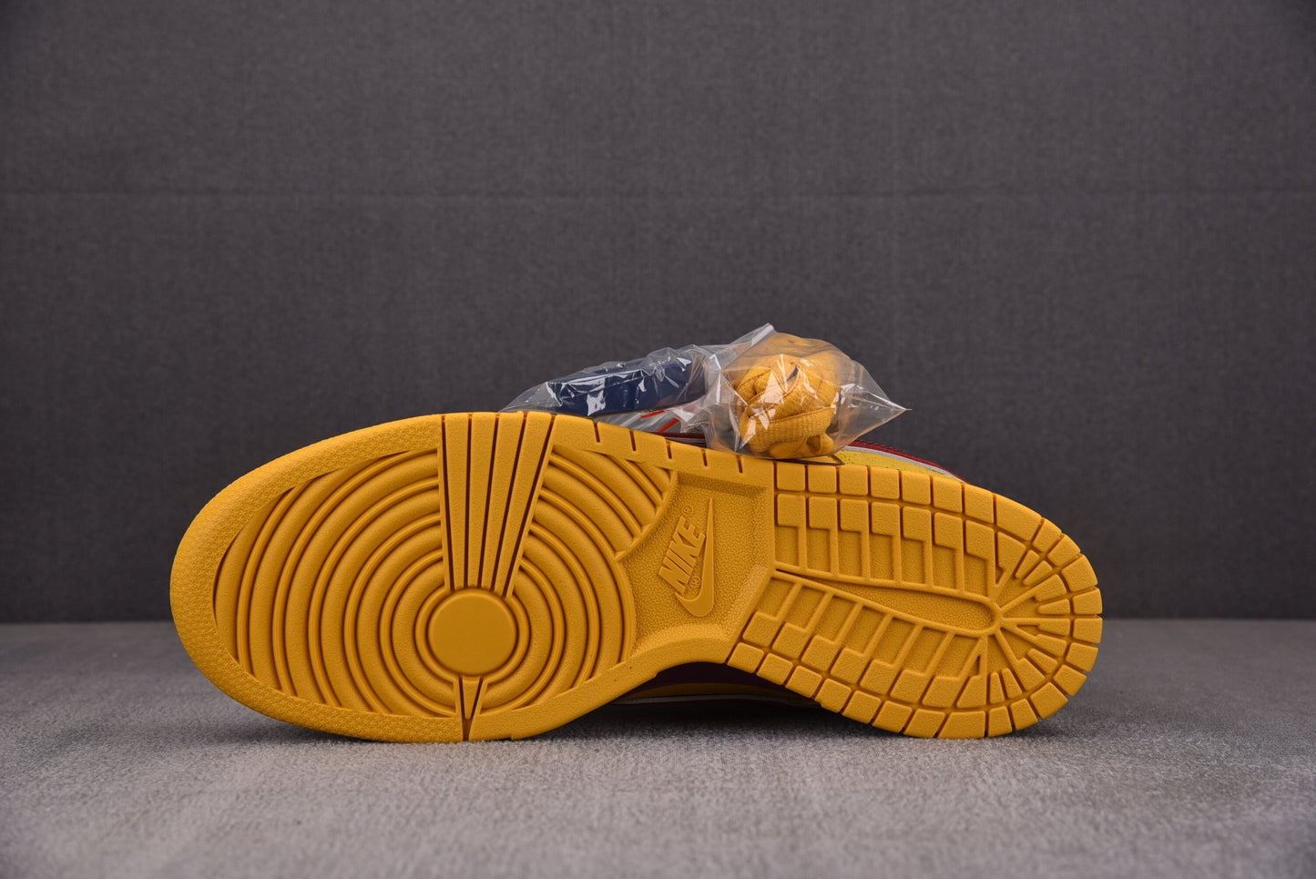 Nike SB Dunk Yellow Lobster