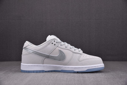 Nike SB Dunk White Lobsters