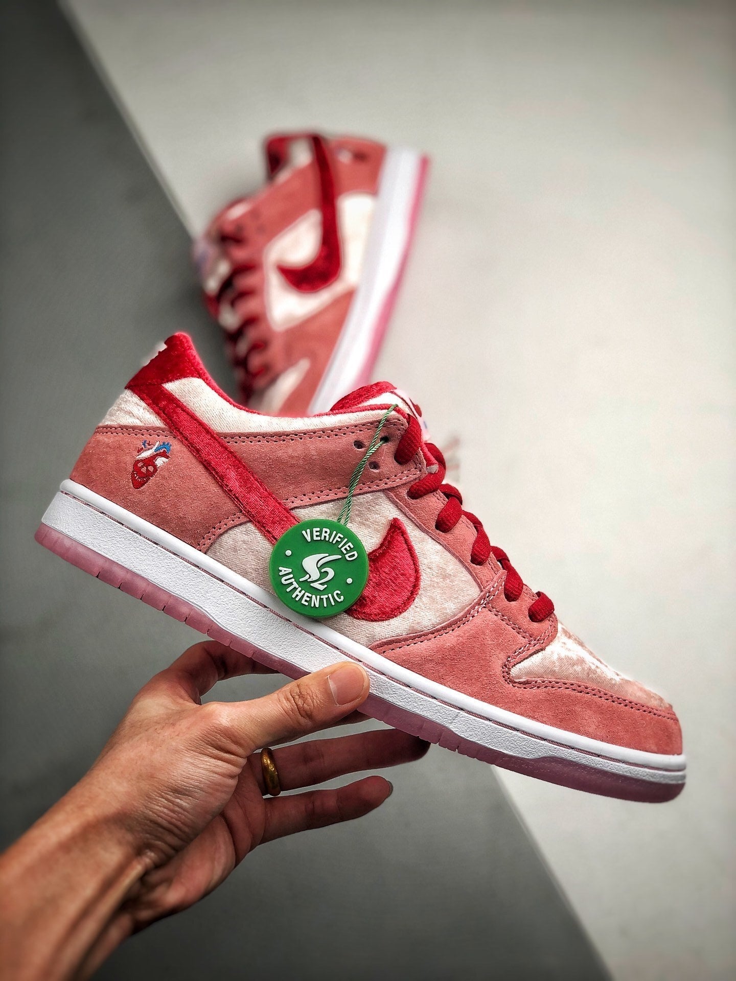 Nike SB Dunk Strange Love