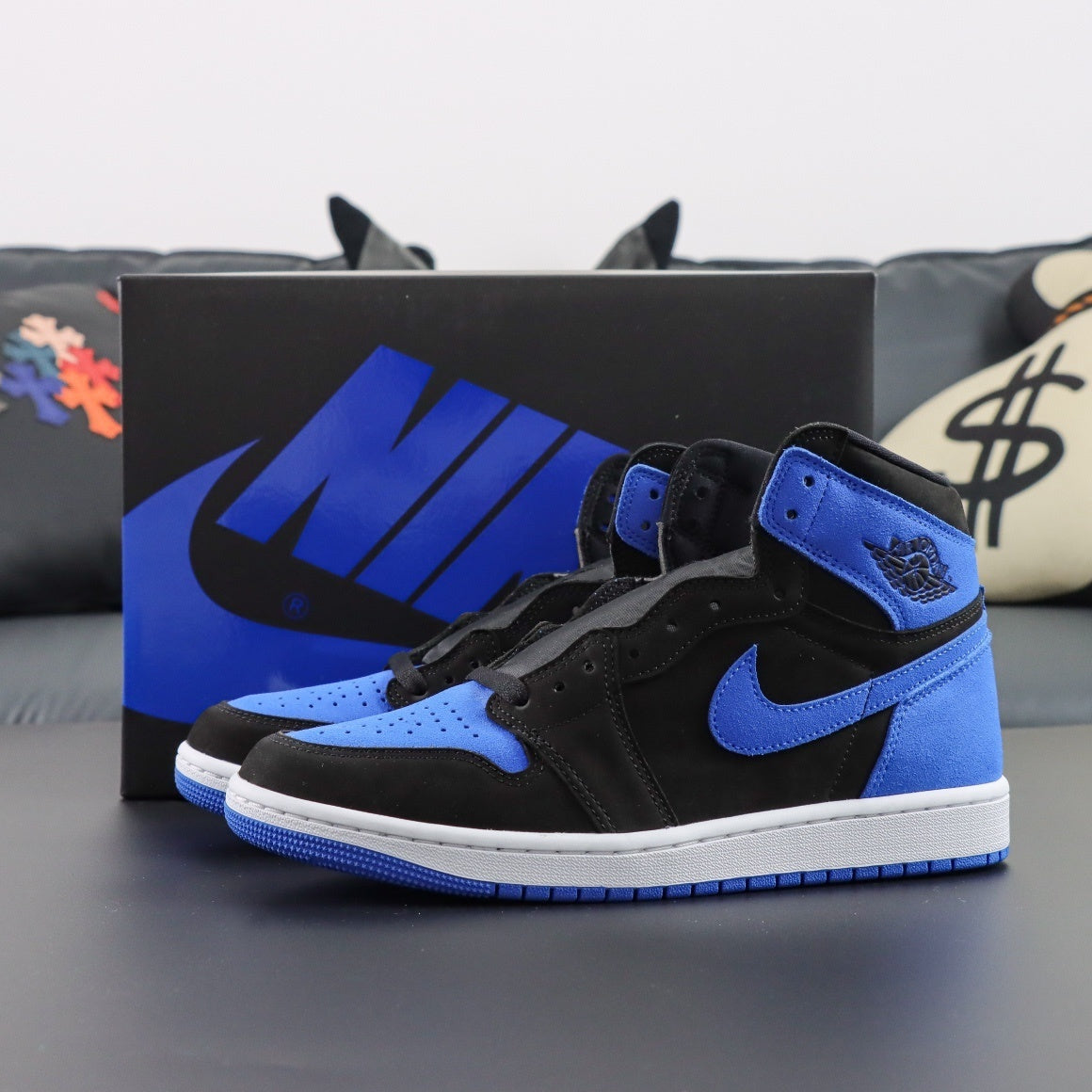 Air Jordan 1 Retro High OG Royal Blue Edition