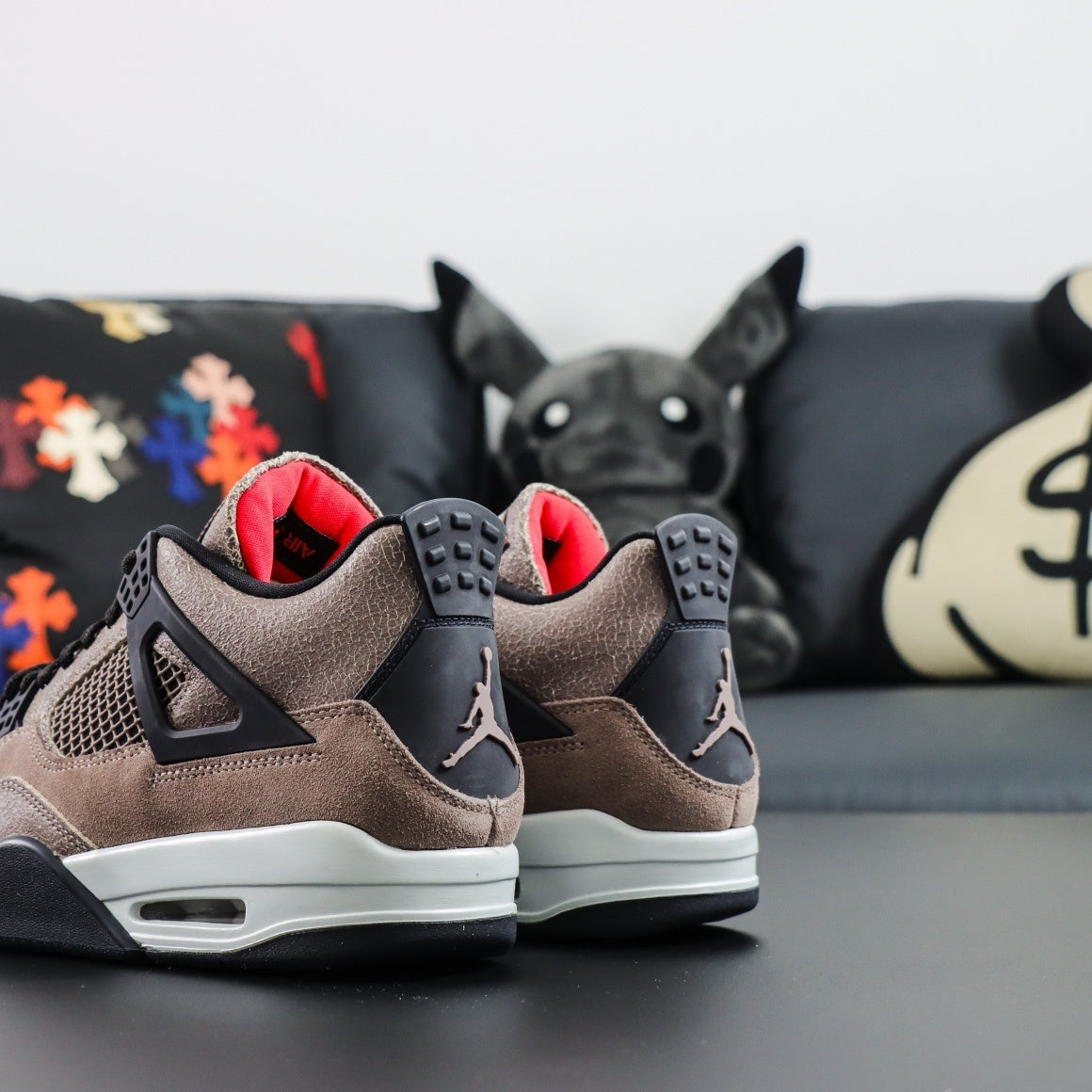 Air Jordan 4 Retro OG Taupe Haze [2024]