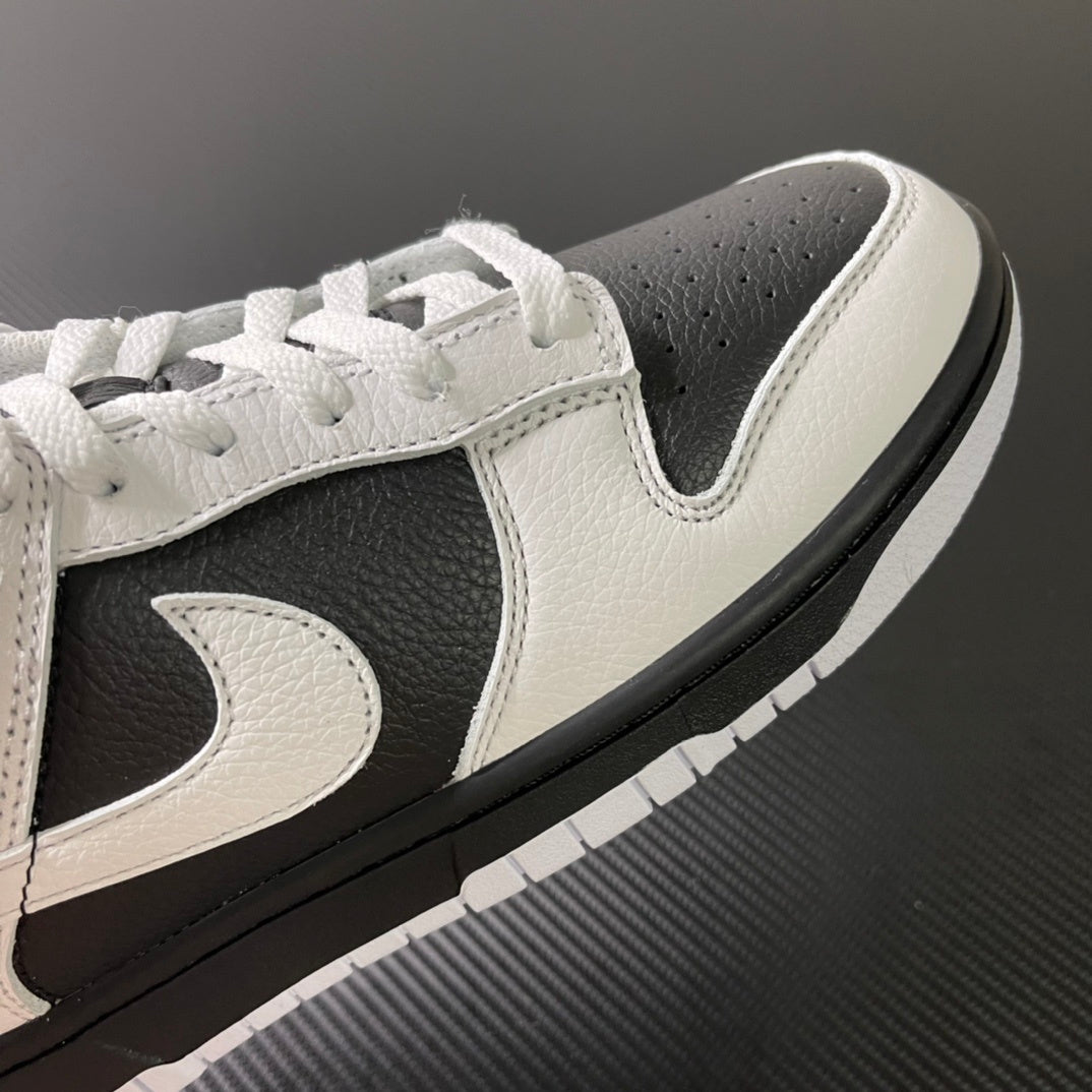 Nike Dunk Reverse Panda