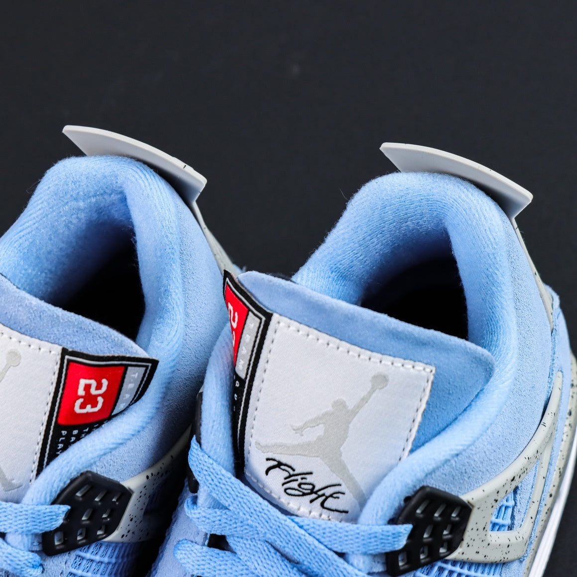 Air Jordan 4 UNC Blue