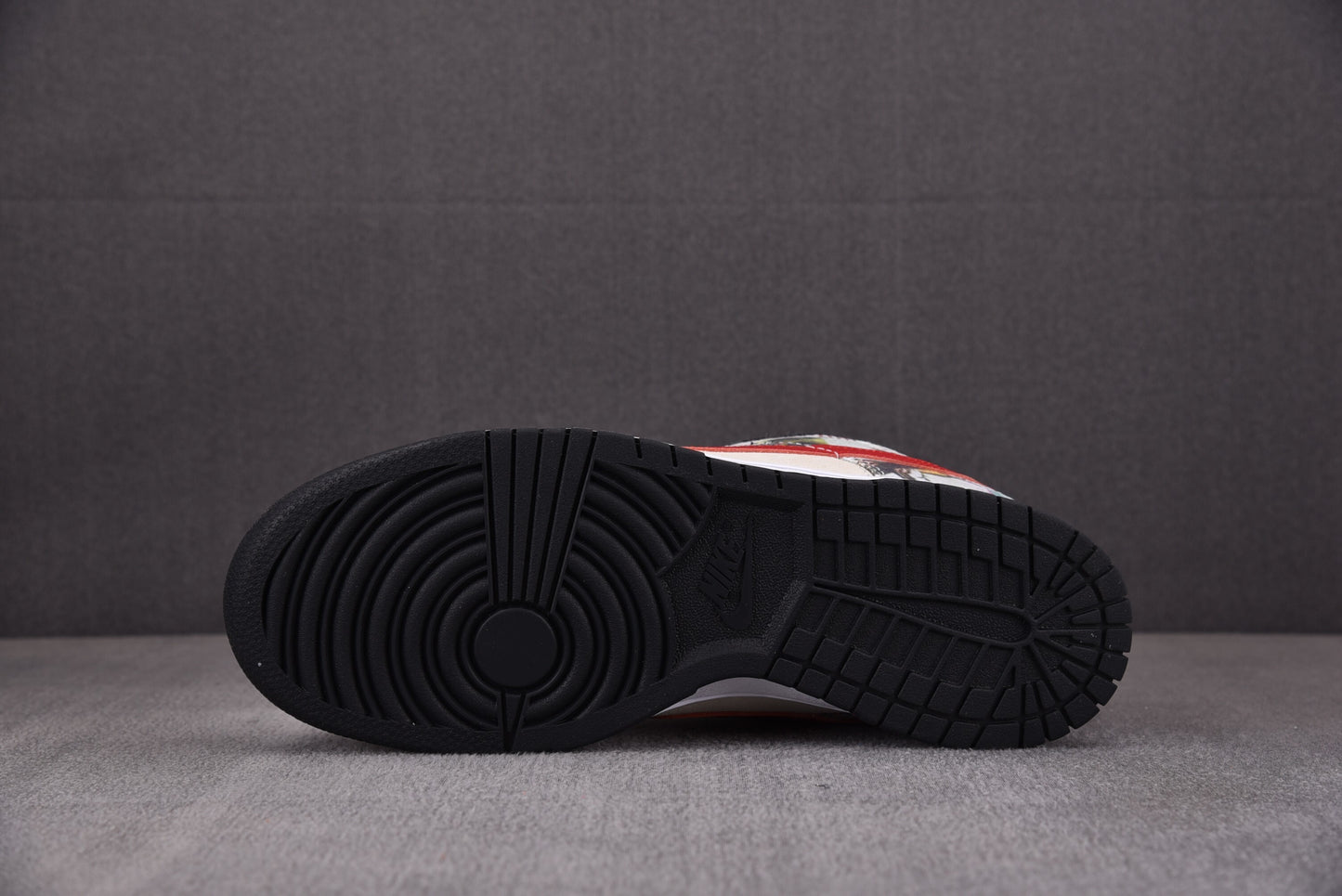 Nike SB Dunk SE Paris