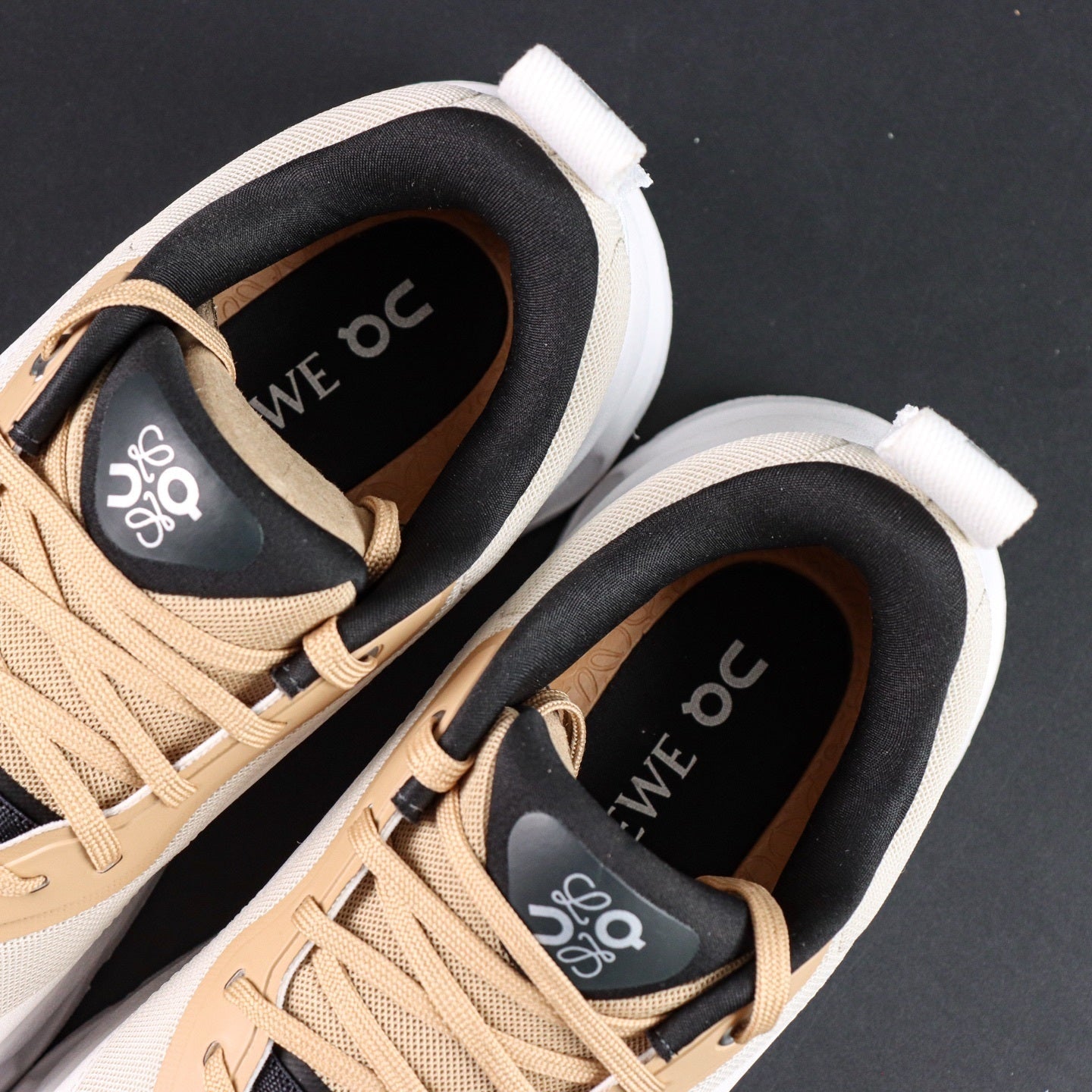 Cloudsurfer white and beige