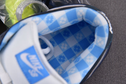 Nike SB Dunk Blue Lobsters