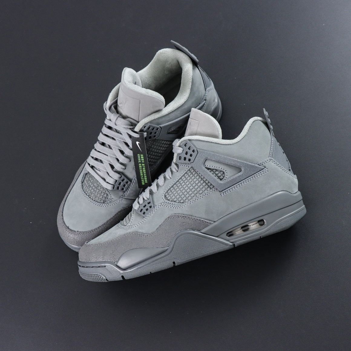 Air Jordan 4 Retro OG Wet Cement
