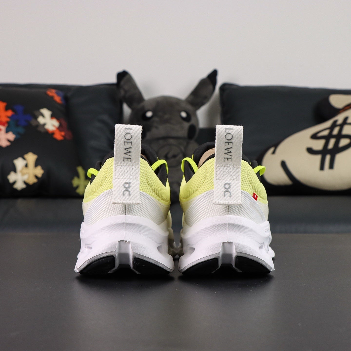 Cloudsurfer neon yellow