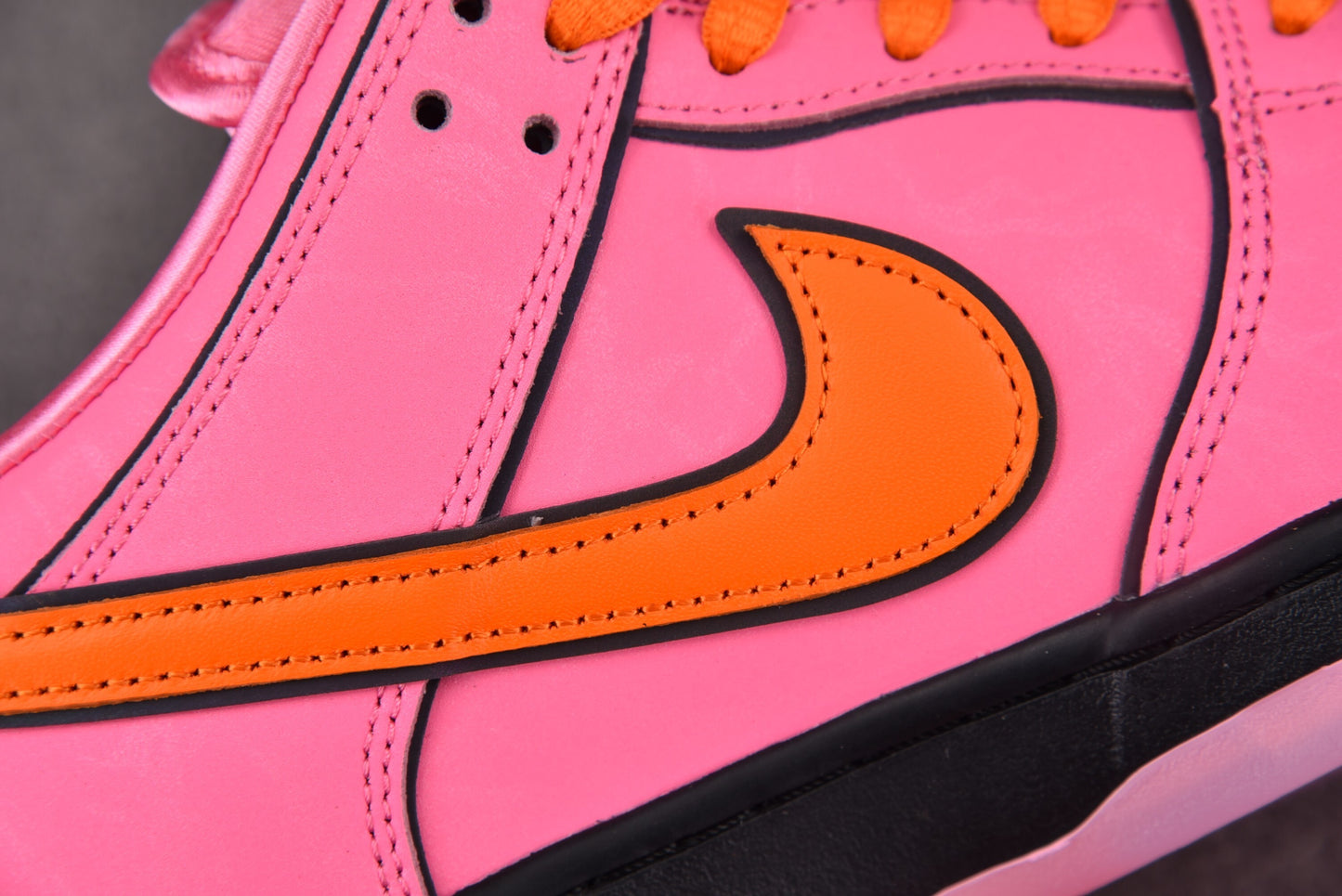 Nike SB Dunk Powerpuff