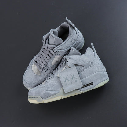 Air Jordan 4 Kaws