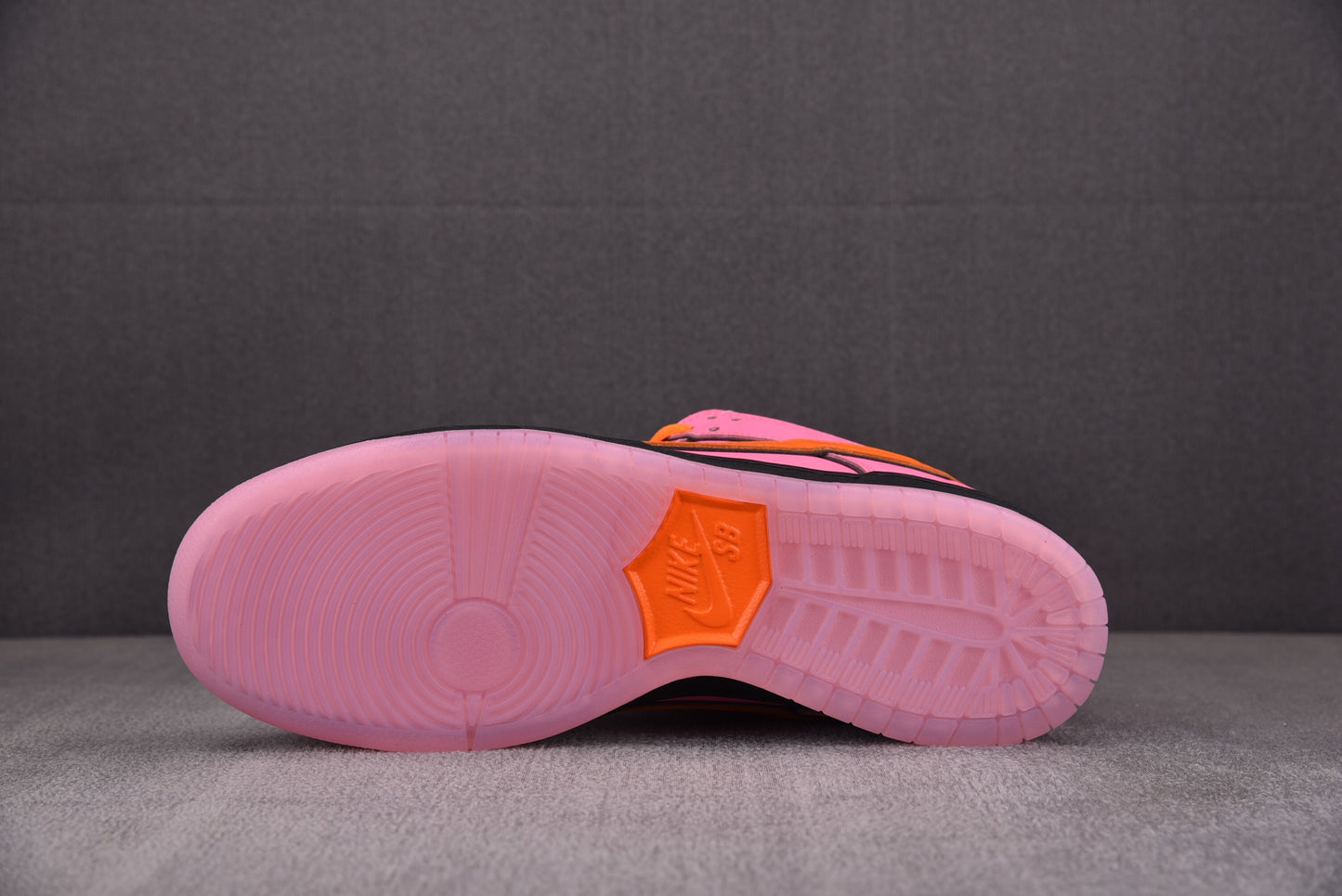 Nike SB Dunk Powerpuff