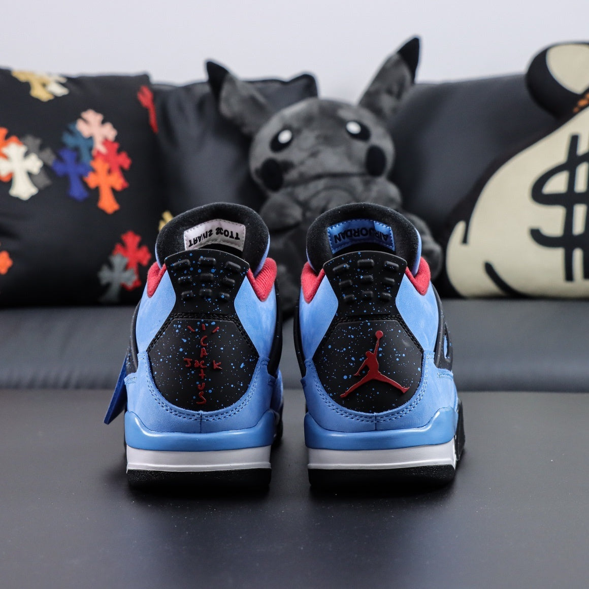 Air Jordan 4 x Travis Scott UNC Blue