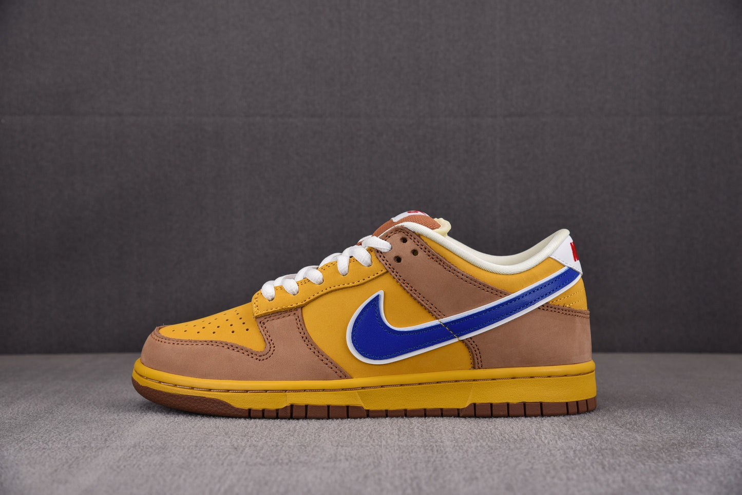 Nike SB Dunk Newcastle Brown Ale