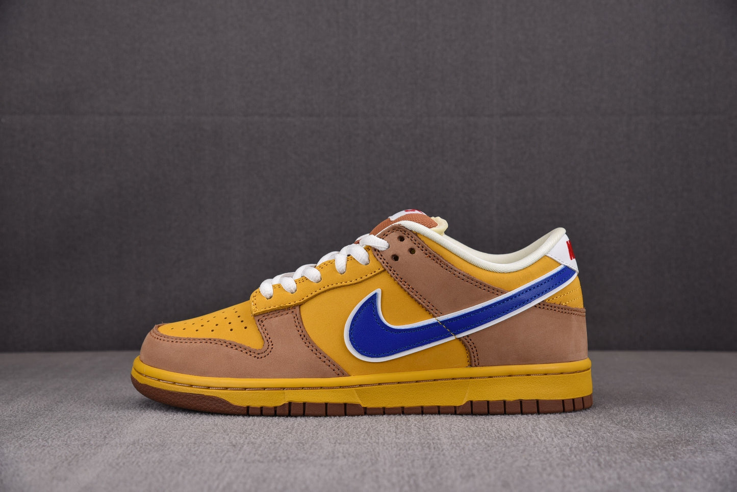 Nike SB Dunk Newcastle Brown Ale