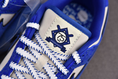 Nike SB Dunk Jackie Robinson
