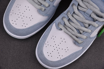 Nike SB Dunk Sean Cliver