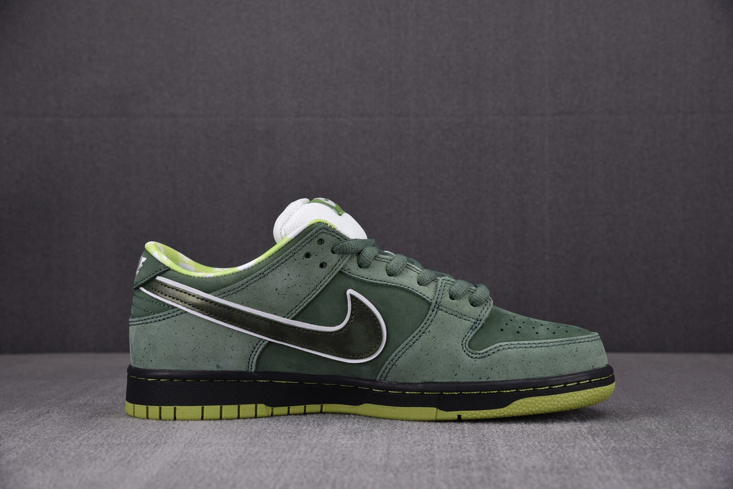 Nike SB Dunk Green Lobsters
