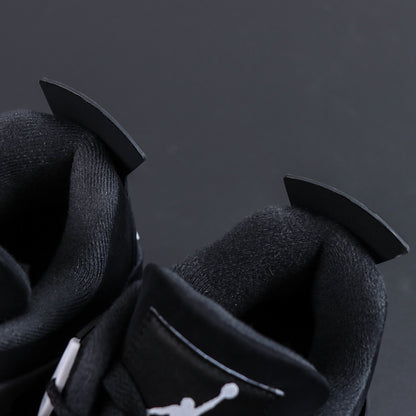 Air Jordan 4 Retro OG White Thunder